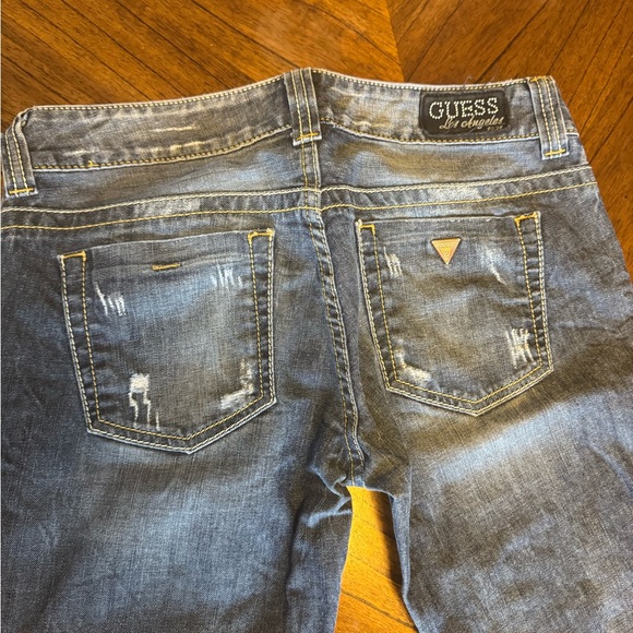 GUESS Distressed Blue Jeans - Picture 4 of 10